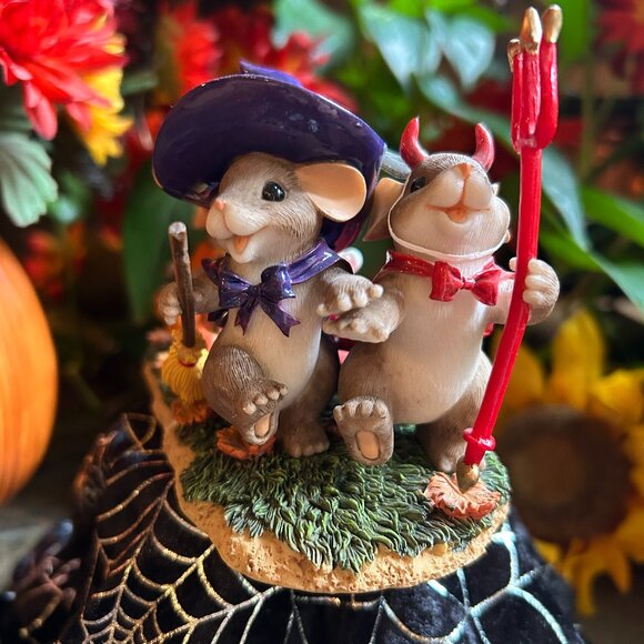 Charming Tails HALLOWEEN “We’re a Kooky Spooky Family” (85/119) - Picture 10 of 12